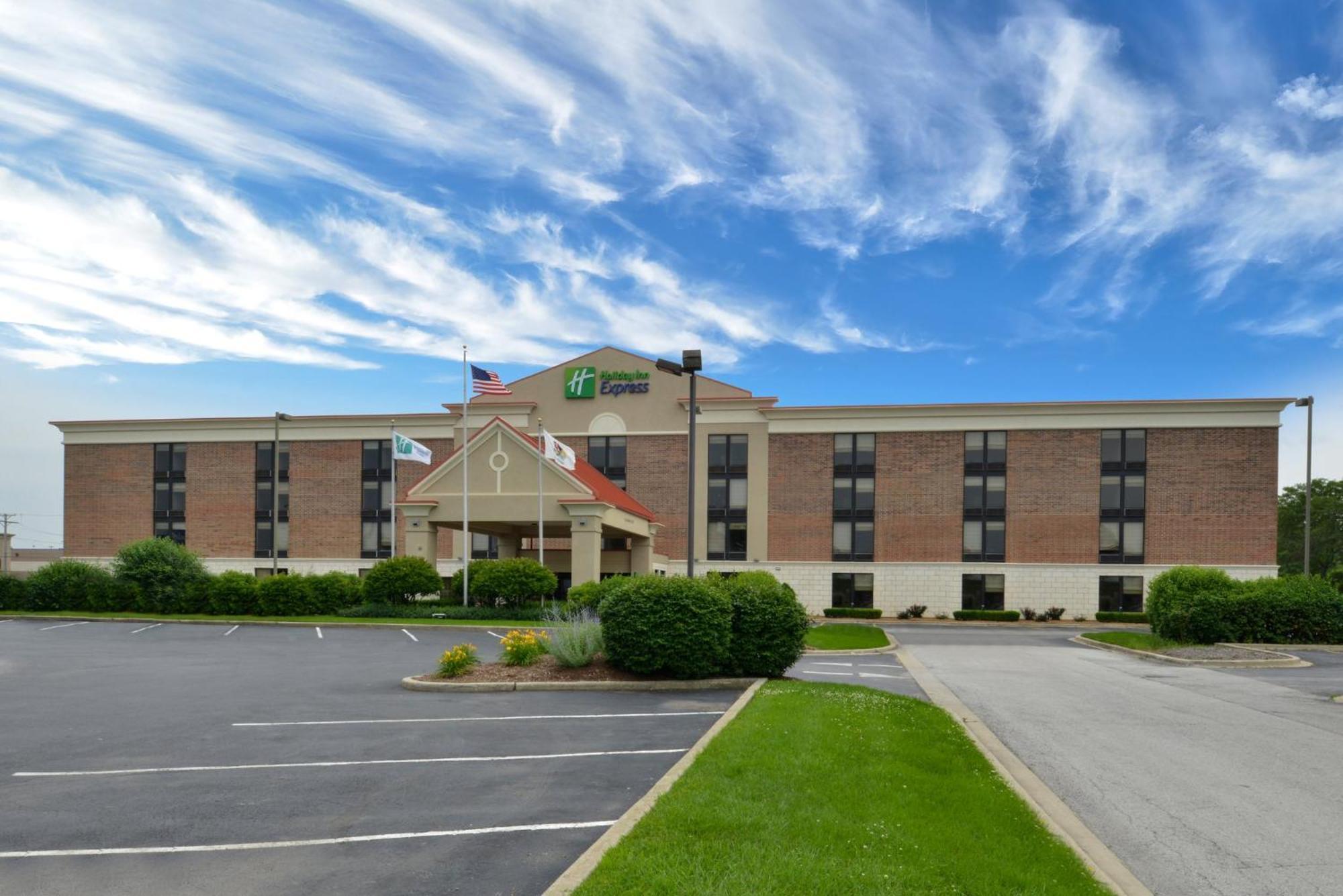 Holiday Inn Express Crestwood By Ihg Εξωτερικό φωτογραφία